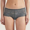 Shorty Taille Basse "St-"Tropez De La Collection Lingerie Gris Ardoise Rosessence Par Aubade Paris. 2 Shorty Taille Basse "St-"Tropez De La Collection Lingerie Gris Ardoise Rosessence Par Aubade Paris. -Sous Vêtement Soldes Magasin Shorty st tropez Rosessence ardoise Aubade gris HK70 6 ARDO 1