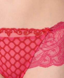 Shorty Sexy Collection J'avoue De Chez Lise Charmel. 9 Shorty Sexy Collection J'avoue De Chez Lise Charmel. -Sous Vêtement Soldes Magasin Shorty taille basse Lise Charmel J avoue Magenta ACC0485 AM details