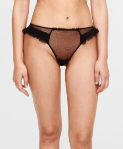 Slip Chantal Thomass De La Collection Lingerie Sexy Abysse, Coloris Noir. -Sous Vêtement Soldes Magasin Slip Chantal Thomass Abysse noir T08E60 011 1