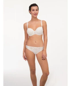 Slip Chantelle De La Collection Quotidienne Bold Curve, Coloris Ivoire Multicolore.  -Sous Vêtement Soldes Magasin Slip Chantelle Bold Curve ivoire multicolore nacre C13M30 OEN 4