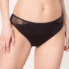Slip Collection De Lingerie Permanente Dressing Floral De Chez Lise Charmel, Coloris Noir. 1 Slip Collection De Lingerie Permanente Dressing Floral De Chez Lise Charmel, Coloris Noir. -Sous Vêtement Soldes Magasin Slip Lise Charmel Dressing Floral noir ACC0188 NO 501