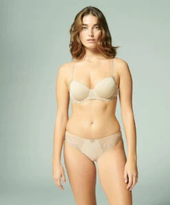 Simone Perele Slip Simone Pérèle De La Collection De Lingerie Permanente Délice Coloris Peau. -Sous Vêtement Soldes Magasin Slip Simone Perele Delice peau chair 12X720 709 3