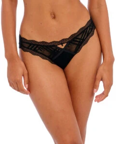 Slip Brésilien Sexy Collection Permanente De Dessous Sexy Freya Fatale De La Maison Freya Lingerie, Coloris Noir. 