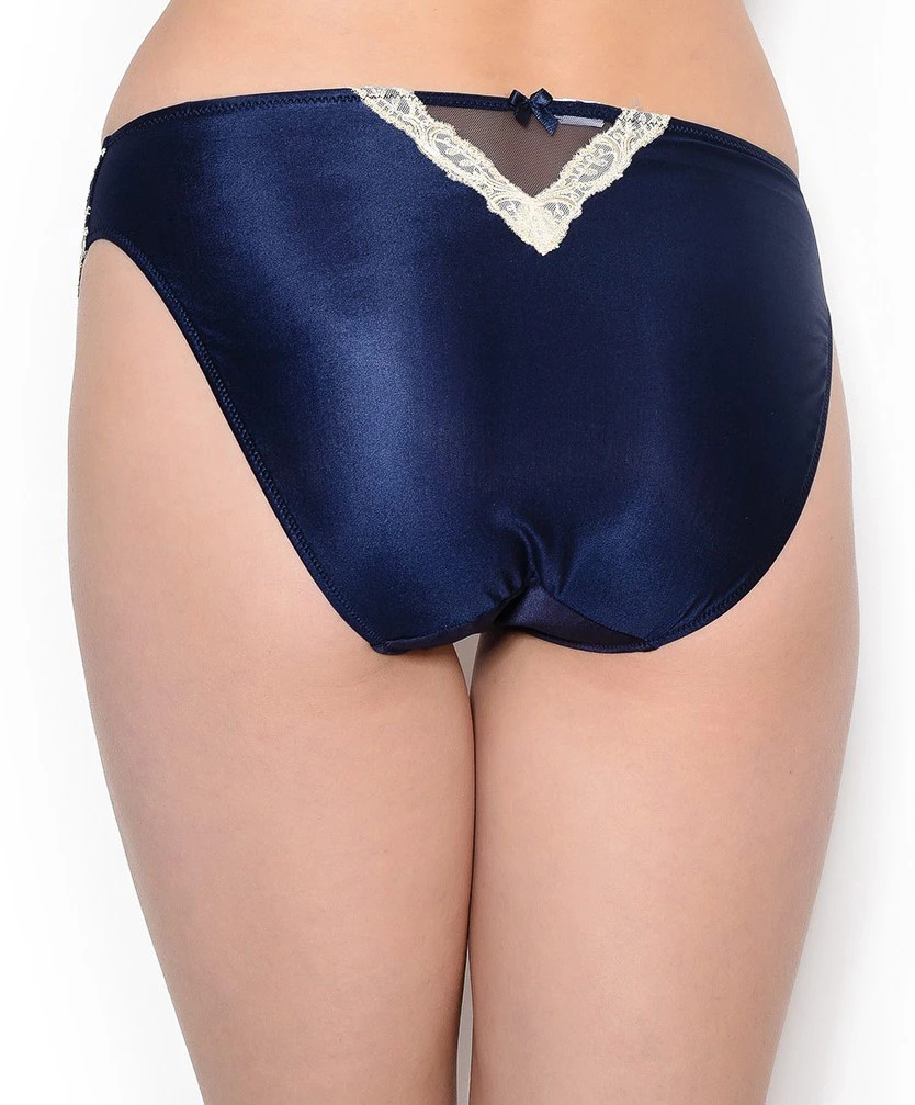 Slip Fantasie Splendeur Soie De La Marque Lise Charmel 4 Slip Fantasie Splendeur Soie De La Marque Lise Charmel – Image 2