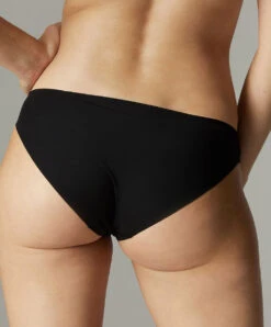 Simone Perele Slip En Dentelle Simone Pérèle Collection Comète Noir. 6 Simone Perele Slip En Dentelle Simone Pérèle Collection Comète Noir. -Sous Vêtement Soldes Magasin Slip dos opaque Simone Perele comete noir 12S720 015 1