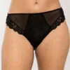 Slip Grande Taille Par Éprise De Lise Charmel Collection Acanthe Guipure Coloris Arty Noir. 2 Slip Grande Taille Par Éprise De Lise Charmel Collection Acanthe Guipure Coloris Arty Noir. -Sous Vêtement Soldes Magasin Slip dos opaque acanthe guipure Eprise de Lise Charmel arty noir BCG0207 AN face