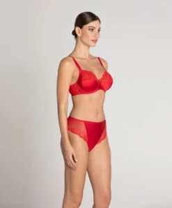 Slip Haut En Soie Lise Charmel Collection Splendeur Soie, Coloris Rouge. -Sous Vêtement Soldes Magasin Slip haut en soie Lise Charmel Splendeur soie rouge rouge ACC0380 RS 506