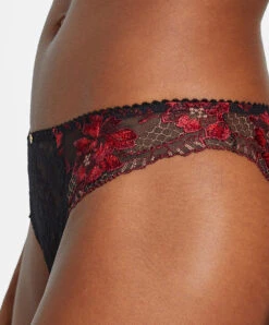 Culotte Italienne Sexy Collection Mélodie D'Été De Chez Aubade, Coloris Black Cherry. 13 Culotte Italienne Sexy Collection Mélodie D'Été De Chez Aubade, Coloris Black Cherry. -Sous Vêtement Soldes Magasin Slip italien Melodie d ete black cherry Aubade rouge et noir IC27 BCHE 5