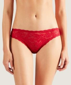 Culotte Italienne Rouge De La Collection Lingerie Permanente Rosessence Par Aubade Paris.