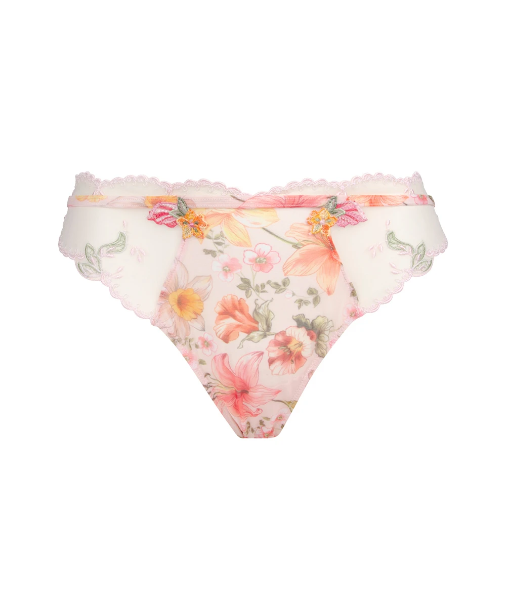 Culotte Italienne De La Collection Désir En Fleur Présentée Par Lise Charmel. 10 Culotte Italienne De La Collection Désir En Fleur Présentée Par Lise Charmel. – Image 8