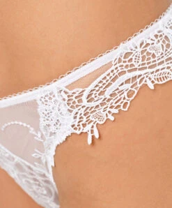 Slip Séduction De La Collection De Lingerie Blanche Crystal Poésie Par Lise Charmel. 17 Slip Séduction De La Collection De Lingerie Blanche Crystal Poésie Par Lise Charmel. -Sous Vêtement Soldes Magasin Slip seduction Lise Charmel crystal poesie blanc ACH0734 BL 4