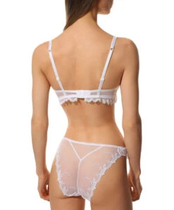 Slip Séduction De La Collection De Lingerie Blanche Crystal Poésie Par Lise Charmel. 19 Slip Séduction De La Collection De Lingerie Blanche Crystal Poésie Par Lise Charmel. -Sous Vêtement Soldes Magasin Slip seduction Lise Charmel crystal poesie blanc ACH0734 BL 6
