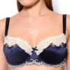 Soutien-gorge Corbeille Splendeur Soie De La Marque Lise Charmel -Sous Vêtement Soldes Magasin Soutien gorge Corbeille Lise Charmel Splendeur soie Bleu fonce ACC3080 BLEU