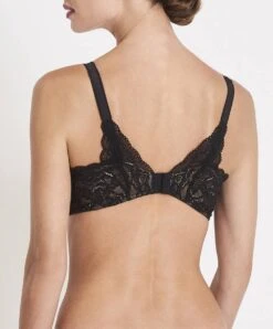 Soutien-gorge Corbeille Coque De La Collection Lingerie Permanente Rosessence Par Aubade Paris. 7 Soutien-gorge Corbeille Coque De La Collection Lingerie Permanente Rosessence Par Aubade Paris. -Sous Vêtement Soldes Magasin Soutien gorge Corbeille rosessence Aubade noir HK04 noir 1