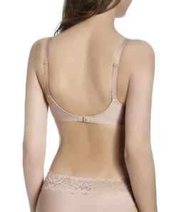 Simone Perele Soutien-gorge Triangle Sans Armatures Caresse De Simone Pérèle Coloris Peau Rosée (=chair) 25 Simone Perele Soutien-gorge Triangle Sans Armatures Caresse De Simone Pérèle Coloris Peau Rosée (=chair) -Sous Vêtement Soldes Magasin Soutien gorge Sans Armatures Triangle Simone Perele Caresse Chair 12A210 Dos