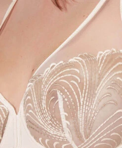 Simone Perele Soutien-gorge Décolleté Plongeant à Armatures Collection Nuance En Coloris Permanent Perle Ivoire De Chez Simone Pérèle.  -Sous Vêtement Soldes Magasin Soutien gorge armature decollete plongeant Simone Perele Nuance perle ivoire nacre 12N319 056 11