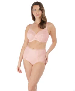 Soutien-gorge Couvrant Grande Taille à Armatures Renforts Latéraux Collection Fusion Coloris Blush (=rose Poudré) De Chez Fantasie Par La Maison De Lingerie Wacoal. 18 Soutien-gorge Couvrant Grande Taille à Armatures Renforts Latéraux Collection Fusion Coloris Blush (=rose Poudré) De Chez Fantasie Par La Maison De Lingerie Wacoal. -Sous Vêtement Soldes Magasin Soutien gorge armatures grande taille renforts lateraux Fantasie Fusion blush rose poudre FL3091 BLH 7