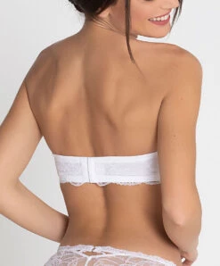 Soutien-gorge Bandeau Bretelles Amovibles Collection De Lingerie Blanche Féérie Couture Par Lise Charmel. -Sous Vêtement Soldes Magasin Soutien gorge bandeau bretelles amovibles Lise Charmel Feerie Couture blanc ACH5674 BL 502