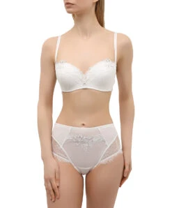 Soutien-gorge Bandeau Bretelles Amovibles Ivoire De La Collection Orchidée Beauté Par La Marque De Lingerie Lise Charmel. -Sous Vêtement Soldes Magasin Soutien gorge bandeau bretelles amovibles Lise Charmel orchidee beaute ecru nacre ACG5662 EN 503