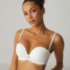 Simone Perele Soutien-gorge Bandeau Coque Avec Armatures Bretelles Amovibles Simone Pérèle Collection De Lingerie Permanente Karma Coloris Naturel (=ivoire). -Sous Vêtement Soldes Magasin Soutien gorge bandeau coque avec armatures bretelles amovibles Simone Perele Karma naturel nacre 12V302 030 1