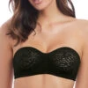 Soutien-gorge Bandeau En Dentelle Bretelles Amovibles Multi-positions Collection De Lingerie Permanente Wacoal Halo Lace, Coloris Noir. 1 Soutien-gorge Bandeau En Dentelle Bretelles Amovibles Multi-positions Collection De Lingerie Permanente Wacoal Halo Lace, Coloris Noir. -Sous Vêtement Soldes Magasin Soutien gorge bandeau en dentelle bretelles amovibles multi positions Wacoal Halo Lace noir black BLK WA854205 BLK 1