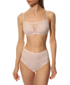 Soutien-gorge Bandeau Souple De La Nouvelle Ligne De Lingerie Sexy Rose De Venise Par Lise Charmel. -Sous Vêtement Soldes Magasin Soutien gorge bandeau souple Lise Charmel Rose de Venise desir venise rose poudre ACH5921 DV 103
