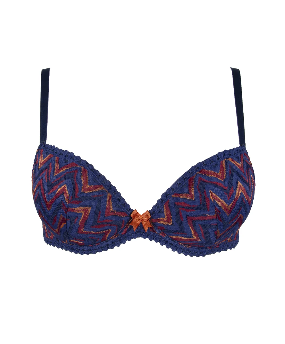 Soutien-gorge Coque Collection Parcours Fashion De La Marque De Lingerie Antigel Par Lise Charmel. 3 Soutien-gorge Coque Collection Parcours Fashion De La Marque De Lingerie Antigel Par Lise Charmel.