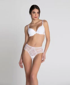 String Forme Tanga Collection De Lingerie Blanche Féérie Couture Par Lise Charmel. -Sous Vêtement Soldes Magasin Soutien gorge coque Lise Charmel Feerie Couture blanc ACH8574 BL 504