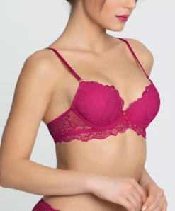 Soutien-gorge Coque Ligne Sublime En Dentelle De La Marque De Lingerie Française Lise Charmel, Coloris Fuchsia Sublime. -Sous Vêtement Soldes Magasin Soutien gorge coque Lise Charmel Sublime en dentelle fuchsia ACH8513 FS 3