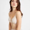 Soutien-gorge Coque Moulé Lisse Spacer Plongeant Collection Lingerie Quotidienne Sweetessence Coloris Skin De Chez Aubade Paris. 1 Soutien-gorge Coque Moulé Lisse Spacer Plongeant Collection Lingerie Quotidienne Sweetessence Coloris Skin De Chez Aubade Paris. -Sous Vêtement Soldes Magasin Soutien gorge coque moule lisse spacer plongeant sweetessence skin Aubade chair IKN09 SKIN 1