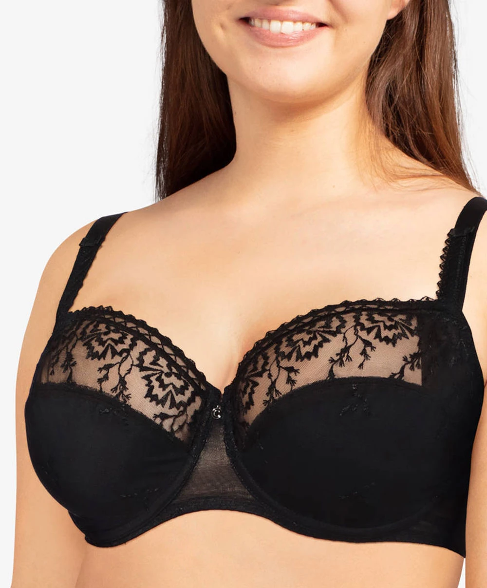 Soutien-gorge Corbeille Chantelle Lingerie De La Collection Every Curve Coloris Noir. 3 Soutien-gorge Corbeille Chantelle Lingerie De La Collection Every Curve Coloris Noir.