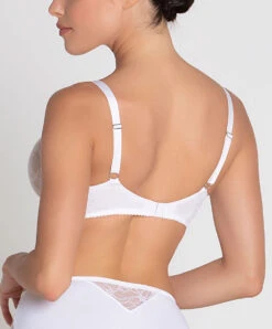 Soutien-gorge Corbeille Grande Taille Collection De Lingerie Blanche Féérie Couture Par Lise Charmel. -Sous Vêtement Soldes Magasin Soutien gorge corbeille grand taille Lise Charmel Feerie Couture blanc BCH2874 BL 502
