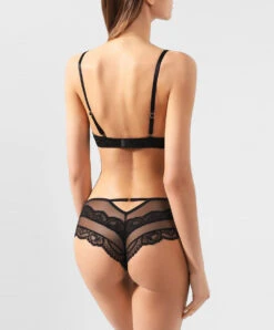 Soutien-gorge Glamour Avec Coussinets Amovibles Collection Nouvel Eros De La Marque De Lingerie De Luxe Lise Charmel.   -Sous Vêtement Soldes Magasin Soutien gorge glamour Lise Charmel nouvel eros noir et or ACG7430 NR 201