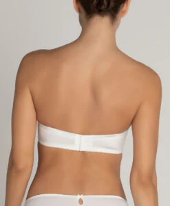 Soutien-gorge Grande Taille Bandeau Bretelles Amovibles Ivoire Collection De Lingerie Nuptiale Source Beauté Par Lise Charmel. -Sous Vêtement Soldes Magasin Soutien gorge grande taille bandeau bretelles amovibles Lise Charmel Source Beaute ecru nacre ivoire BCH5572 EN 2