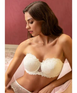 Soutien-gorge Grande Taille Bandeau Bretelles Amovibles Ivoire Collection De Lingerie Nuptiale Source Beauté Par Lise Charmel. -Sous Vêtement Soldes Magasin Soutien gorge grande taille bandeau bretelles amovibles Lise Charmel Source Beaute ecru nacre ivoire BCH5572 EN fashion 2