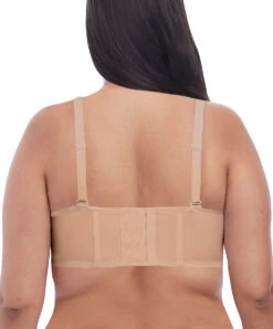 Soutien-gorge Grande Taille Bandeau Moulé Avec Armatures Invisible Elomi Collection Smooth, Coloris Sahara (=peau). 17 Soutien-gorge Grande Taille Bandeau Moulé Avec Armatures Invisible Elomi Collection Smooth, Coloris Sahara (=peau). -Sous Vêtement Soldes Magasin Soutien gorge grande taille bandeau moule avec armatures Elomi Smooth sahara Chair EL4300 SAH 4