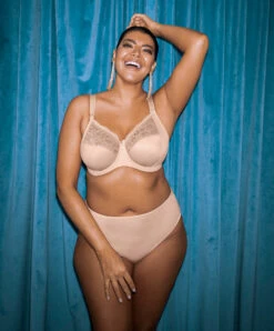 Soutien-gorge Emboitant Grande Taille à Armatures Elomi Collection Morgan, Coloris Sahara (=sable). -Sous Vêtement Soldes Magasin Soutien gorge grande taille couvrant armature Elomi Morgan sahara Chair EL4111 SAH 11