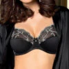 Soutien-gorge Grande Taille En Soie Collection Splendeur Soie De La Marque Lise Charmel Coloris Noir. 1 Soutien-gorge Grande Taille En Soie Collection Splendeur Soie De La Marque Lise Charmel Coloris Noir. -Sous Vêtement Soldes Magasin Soutien gorge grande taille en soie Lise Charmel Splendeur Soie noir ACC6180 SN 502