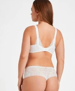 Soutien-gorge Grande Taille Triangle Plunge De La Collection Lingerie Permanente Rosessence Par Aubade Paris. -Sous Vêtement Soldes Magasin Soutien gorge grande taille triangle plunge confort Rosessence opale Aubade nacre HK12 02 OPAL 14