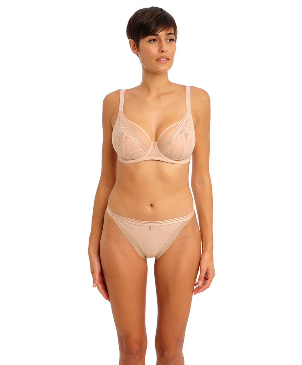 Soutien-gorge Décolleté Plongeant à Armatures De La Collection Tailored Coloris Beige Naturel Par Freya Lingerie. 4 Soutien-gorge Décolleté Plongeant à Armatures De La Collection Tailored Coloris Beige Naturel Par Freya Lingerie. – Image 2