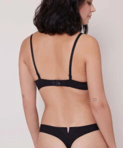 Simone Perele Soutien-gorge Push-up Noir Collection Saga De Chez Simone Pérèle 7 Simone Perele Soutien-gorge Push-up Noir Collection Saga De Chez Simone Pérèle -Sous Vêtement Soldes Magasin Soutien gorge push up Simone Perele Saga noir 15C340 016 ensemble dos