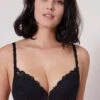 Simone Perele Soutien-gorge Push-up Noir Collection Saga De Chez Simone Pérèle 2 Simone Perele Soutien-gorge Push-up Noir Collection Saga De Chez Simone Pérèle -Sous Vêtement Soldes Magasin Soutien gorge push up Simone Perele Saga noir 15C340 016 face