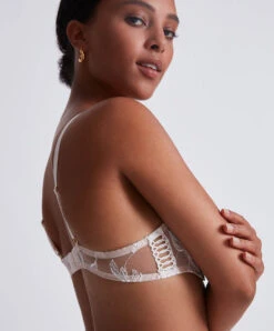 Soutien-gorge Push-up Foulard Aubade Season Of Love. 13 Soutien-gorge Push-up Foulard Aubade Season Of Love. -Sous Vêtement Soldes Magasin Soutien gorge push up season of love Aubade chair LCN81 CARE 2