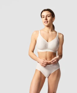 Soutien-gorge Sans Armatures Collection Lingerie Invisible Grande Taille C Magnifique De La Marque De Lingerie Chantelle, Coloris Ivoire. 14 Soutien-gorge Sans Armatures Collection Lingerie Invisible Grande Taille C Magnifique De La Marque De Lingerie Chantelle, Coloris Ivoire. -Sous Vêtement Soldes Magasin Soutien gorge sans armatures grande taille Chantelle C Magnifique ivoire nacre C18920 035 12