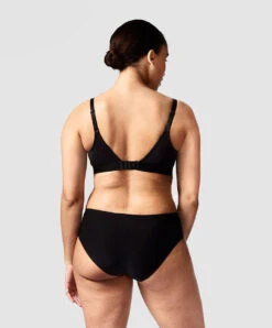 Soutien-gorge Sans Armatures Collection Lingerie Invisible Grande Taille C Magnifique De La Marque De Lingerie Chantelle, Coloris Noir. -Sous Vêtement Soldes Magasin Soutien gorge sans armatures grande taille Chantelle C Magnifique noir C18920 011 13