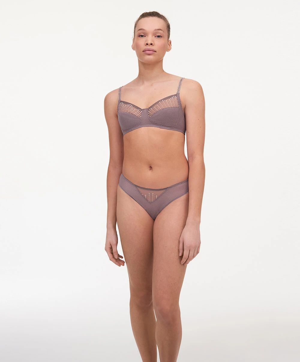 Soutien-gorge Sans Armatures Maintien Chantelle De La Collection Luminesce En Coloris Terre D'ombre Sauvage. 10 Soutien-gorge Sans Armatures Maintien Chantelle De La Collection Luminesce En Coloris Terre D'ombre Sauvage. – Image 8