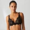 Simone Perele Soutien-gorge Triangle En Dentelle Sans Armatures Simone Pérèle Collection De Lingerie Permanente Karma Coloris Noir. -Sous Vêtement Soldes Magasin Soutien gorge triangle en dentelle sans armatures Simone Perele Karma noir 12V250 015 1