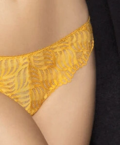 String Collection Onde Graphic Coloris Miel Blond De La Marque De Lingerie Antigel Par Lise Charmel. 9 String Collection Onde Graphic Coloris Miel Blond De La Marque De Lingerie Antigel Par Lise Charmel. -Sous Vêtement Soldes Magasin String Antigel de Lise Charmel Onde graphic miel blond jaune moutarde ECG0067 MB 4
