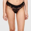 String Chantal Thomass De La Collection Lingerie De Charme Noire Nocturne. 1 String Chantal Thomass De La Collection Lingerie De Charme Noire Nocturne. -Sous Vêtement Soldes Magasin String Chantal Thomass Nocturne noir T00F70 011 1