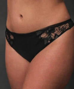 String Sexy Ligne Lise Charmel De La Collection Lingerie De Charme Glamour Couture. -Sous Vêtement Soldes Magasin String Lise Charmel Glamour Couture noir ACH0007 NO 200